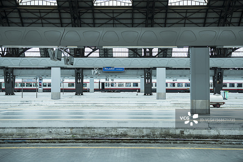 米兰中央火车站图片素材