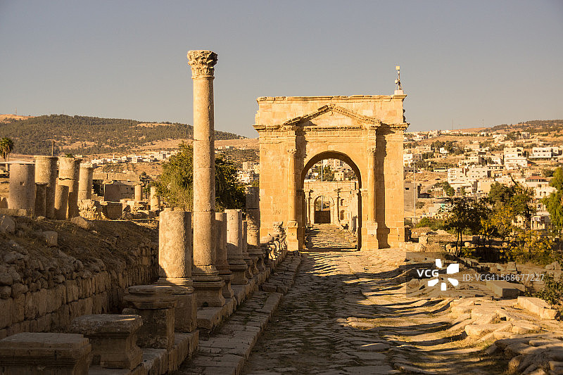 杰拉什北部四面体拱门图片素材