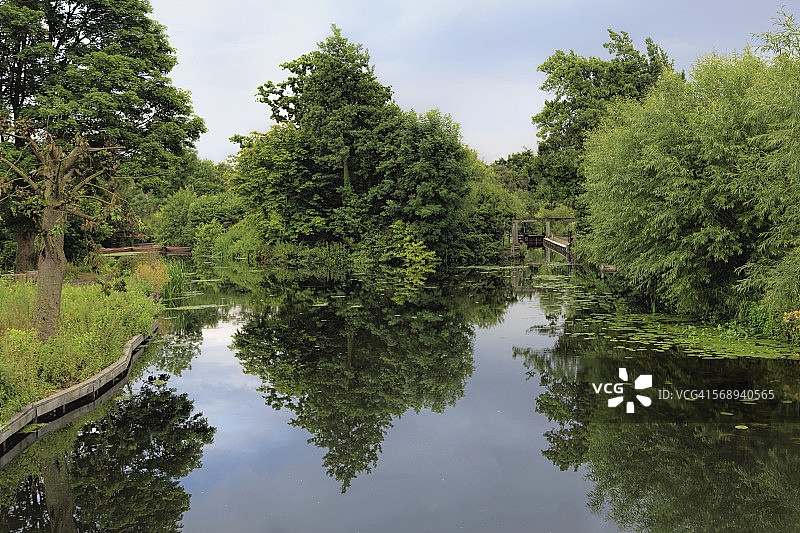 英国萨福克郡斯陶尔河图片素材