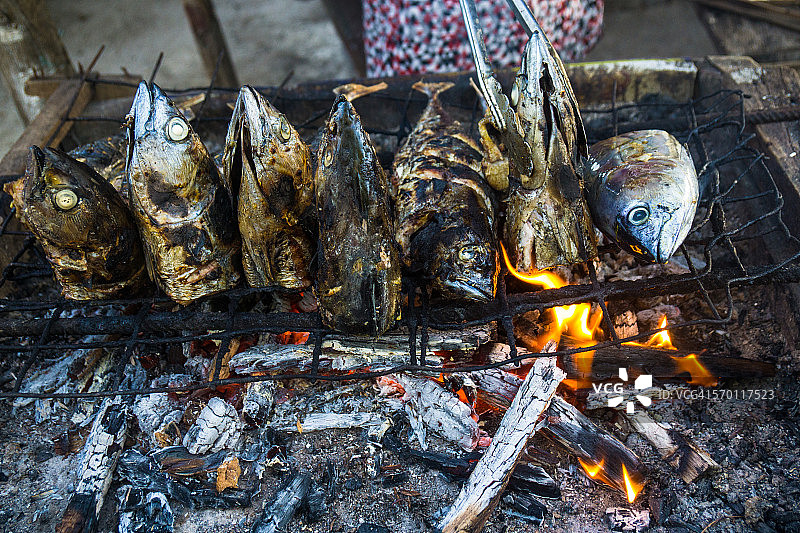 烤鱼图片素材