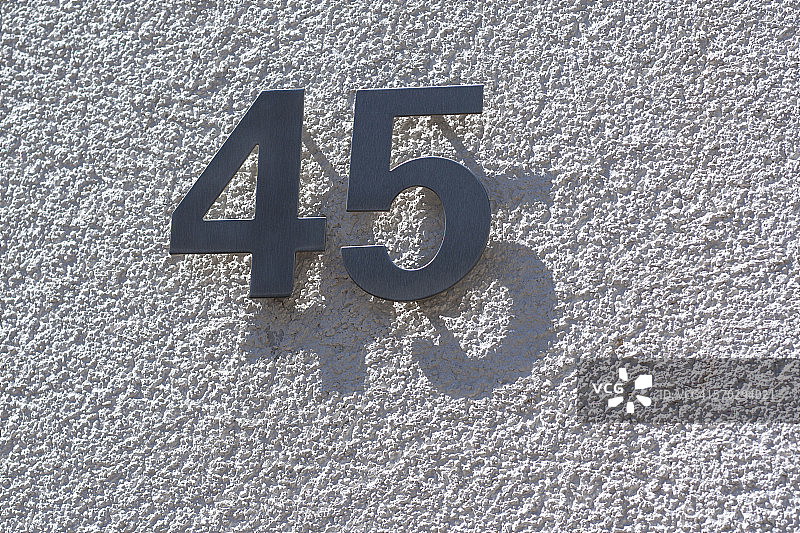 带阴影反射的45号数字图片素材