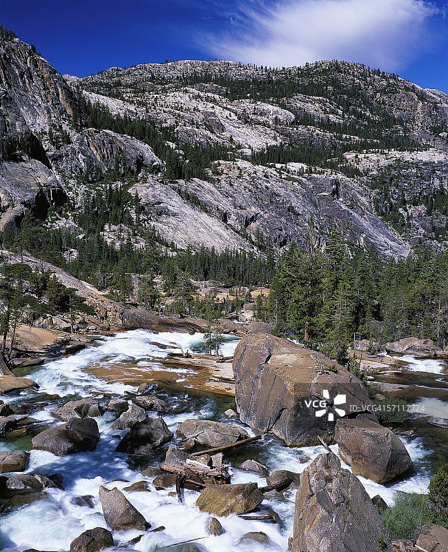 图奥勒米河大峡谷的细节，优胜美地国家公园，加利福尼亚州图片素材