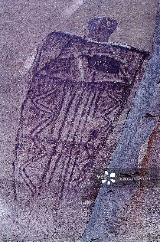 美洲原住民岩画：马蹄峡谷，峡谷地国家公园，犹他州图片素材