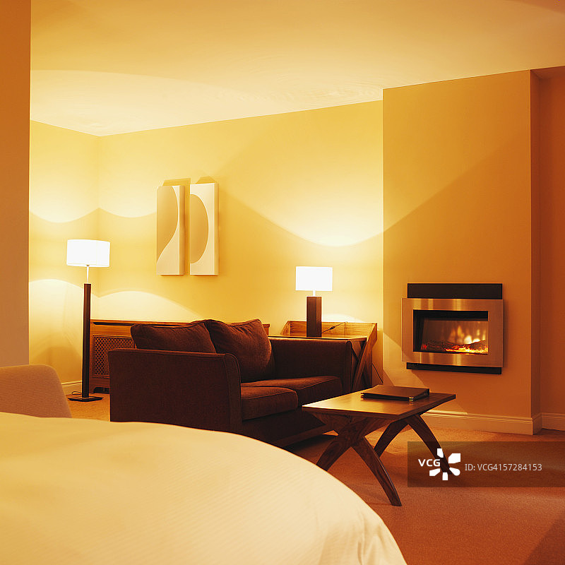 卧室正面图图片素材