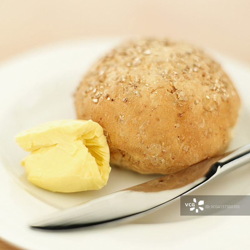 涂抹黄油的面包特写图片素材