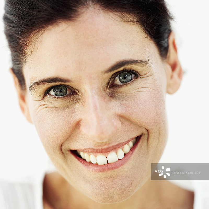 微笑的女人特写图片素材