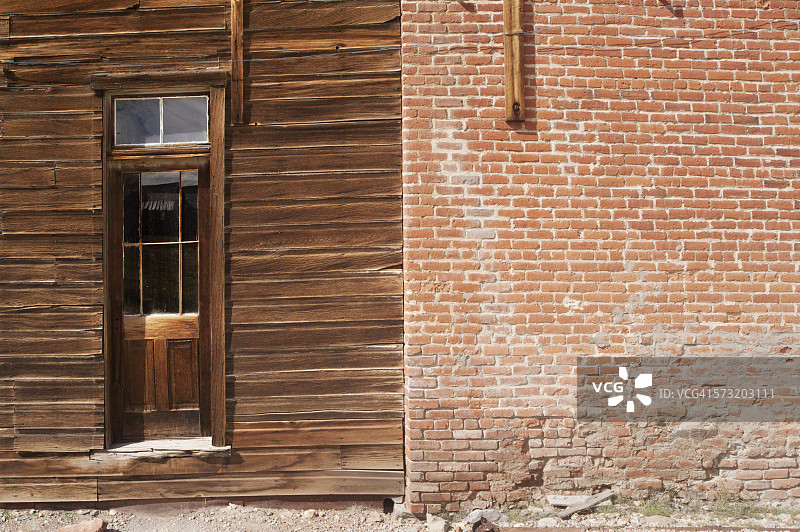 一半一半图片素材