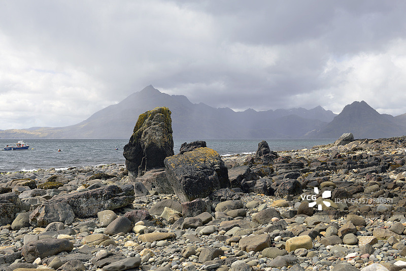 埃尔戈尔海滩上的雨云图片素材