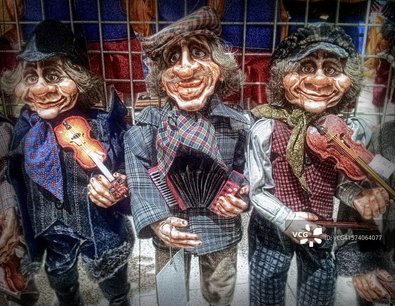 三个傀儡图片素材