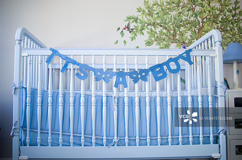 空婴儿床特写图片素材