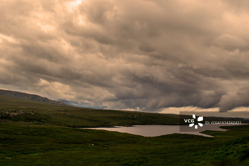 苏格兰西北部因查德湖畔的金洛赫伯维图片素材