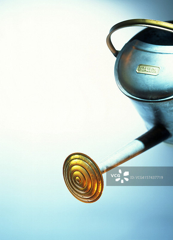 浇水壶喷嘴特写图片素材