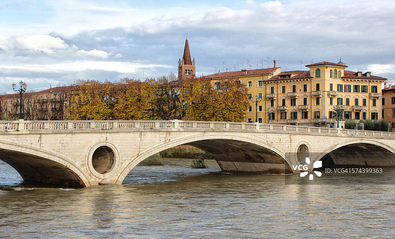 维罗纳胜利桥图片素材