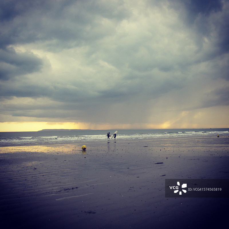 日落冲浪图片素材