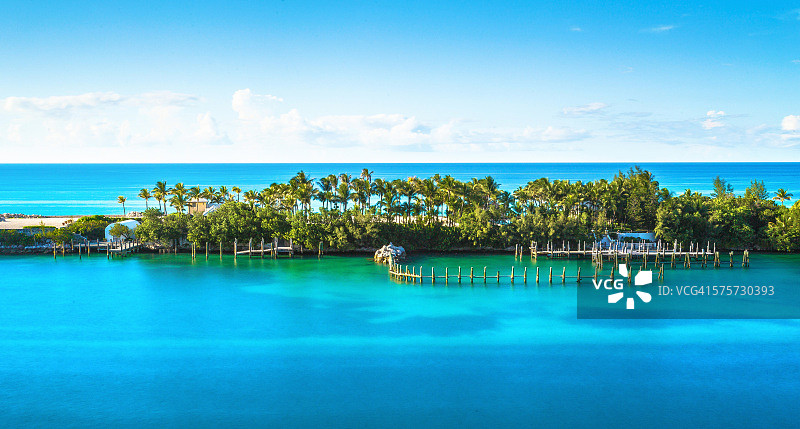 巴哈马海岸线和加勒比海图片素材