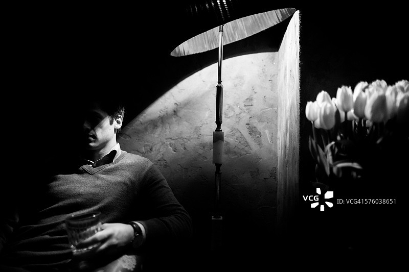 黑色俱乐部图片素材