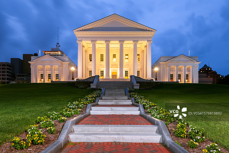 美国弗吉尼亚州里士满的弗吉尼亚州议会大厦图片素材