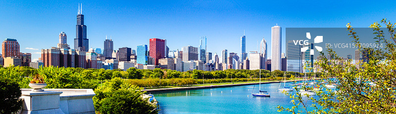 伊利诺伊州门罗港眺望芝加哥全景图片素材