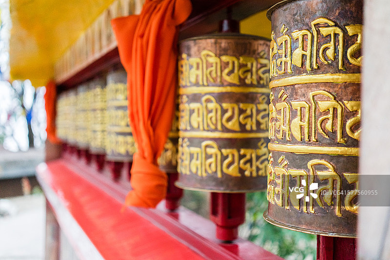 藏族转经筒，大黑天神庙，大吉岭图片素材