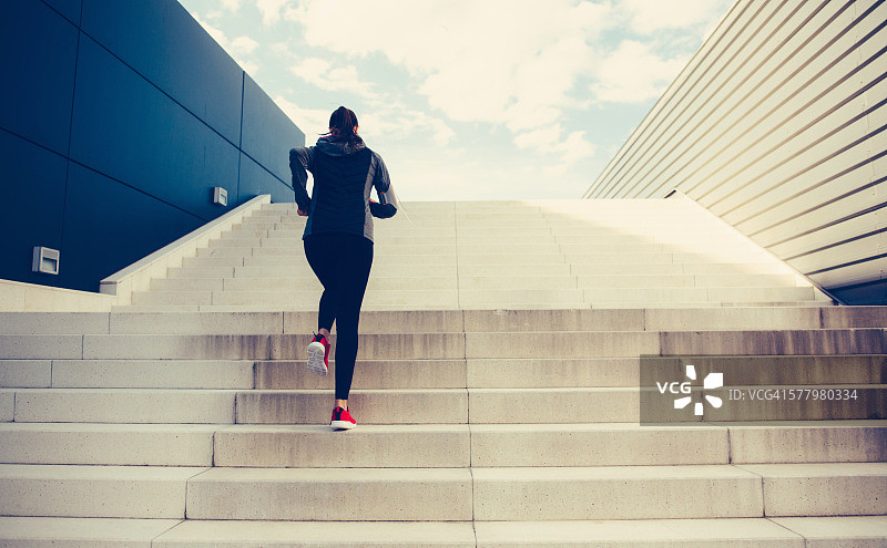 攀登阶梯图片素材