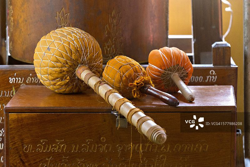 老挝寺庙里的锣锤图片素材