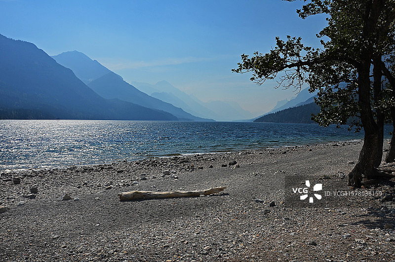 沃特顿湖泊风光图片素材
