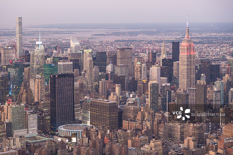 帝国大厦和麦迪逊广场花园图片素材