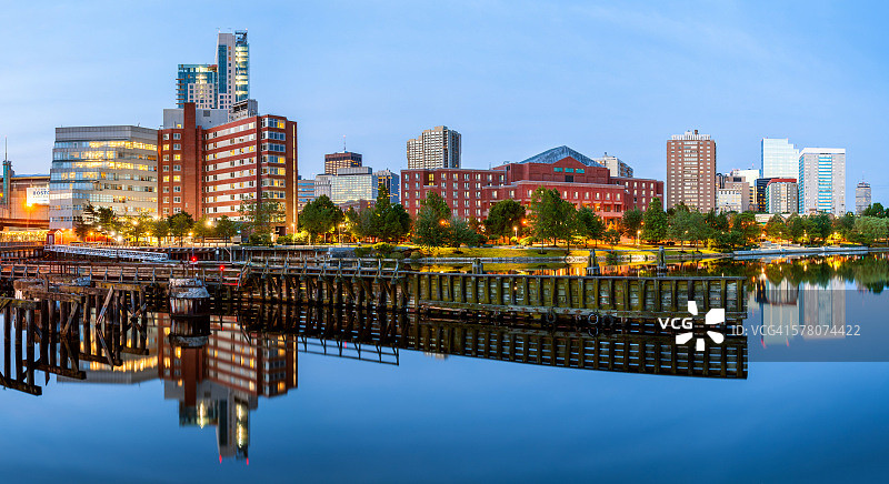 通往纳舒厄街公园、纳舒厄街监狱，美国马萨诸塞州波士顿图片素材