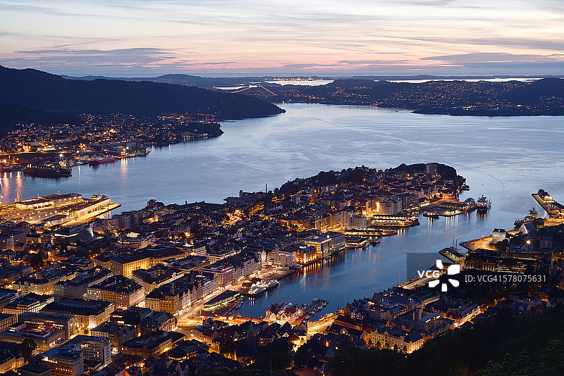 卑尔根夜景图片素材