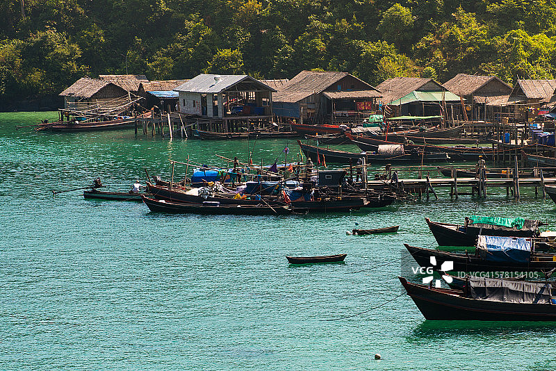 缅归群岛的莫肯族渔村图片素材