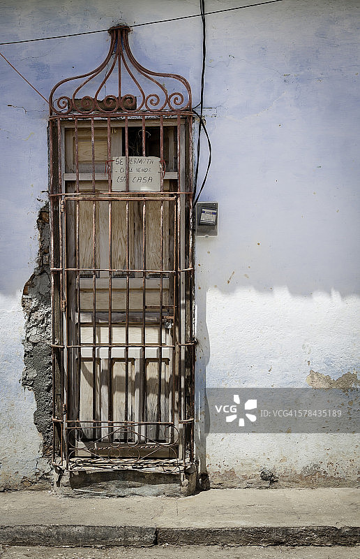 关闭的门图片素材