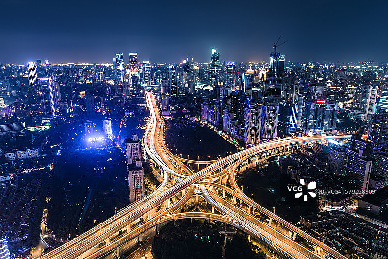 上海延安高架路夜景图片素材