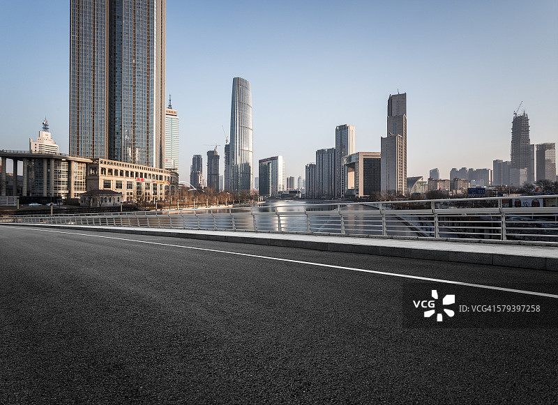 天津的空旷道路图片素材