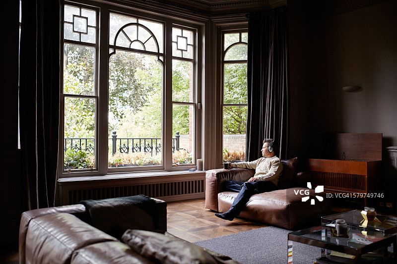 享受个人时光图片素材