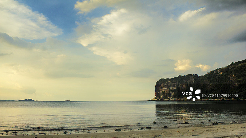 卡通库兰海滩的下午图片素材