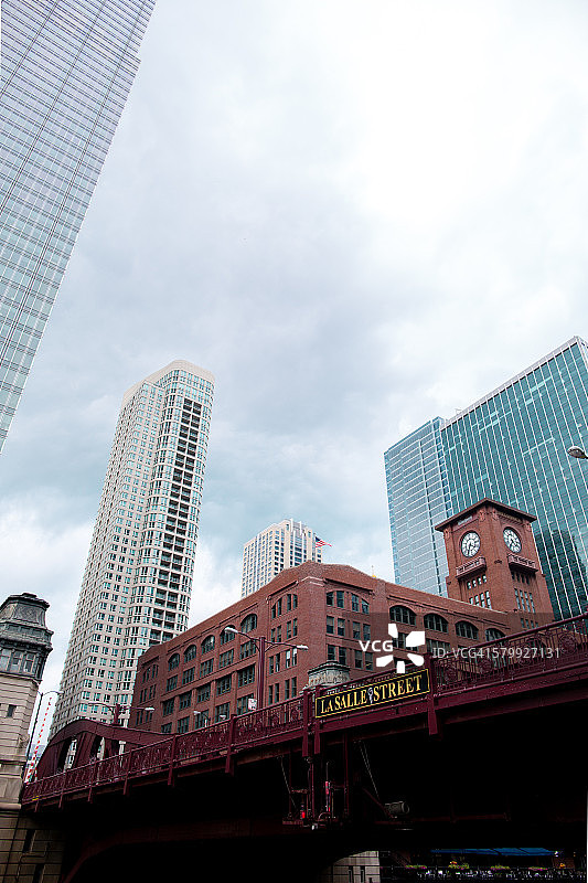 马歇尔·苏洛威桥图片素材