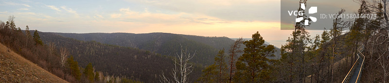 萨马拉本德斯特列尔纳亚山风光图片素材