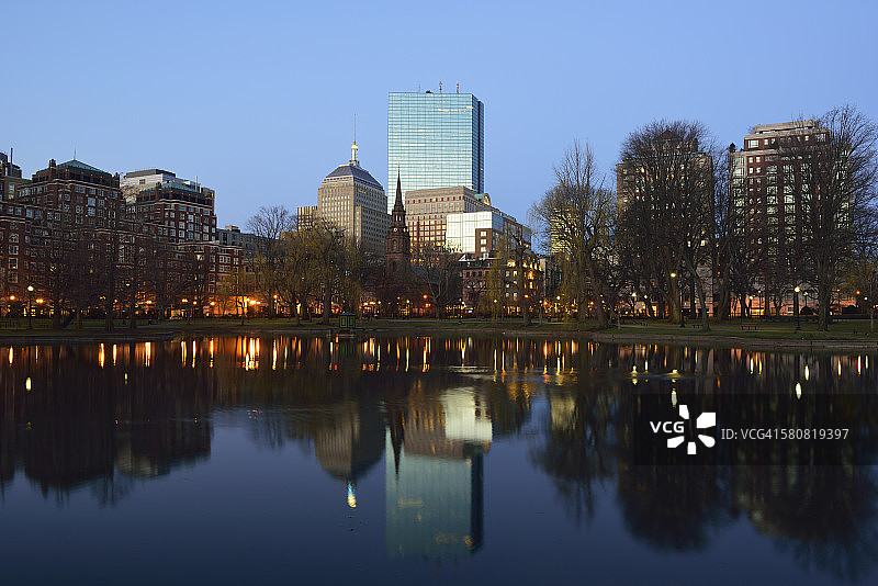 美国马萨诸塞州波士顿科普利广场日落景色图片素材