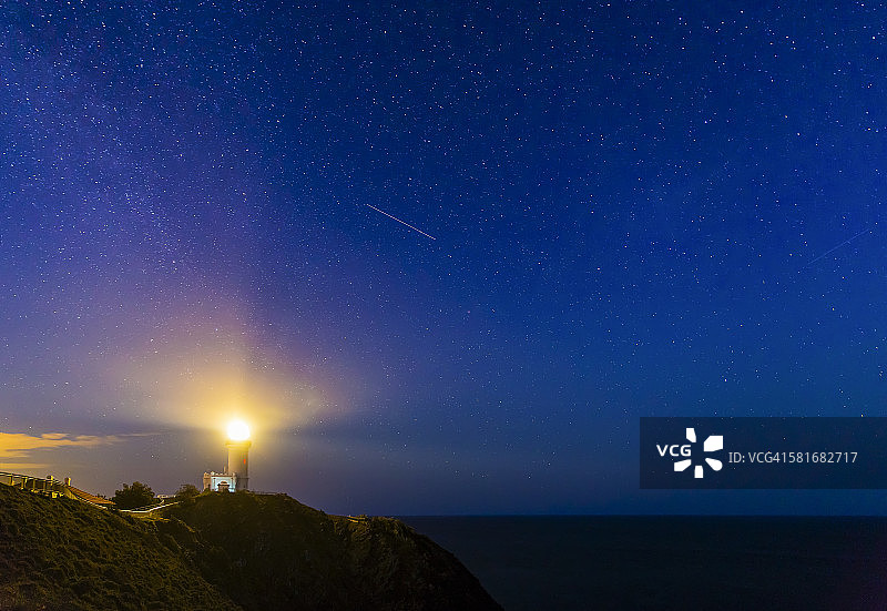 澳大利亚拜伦湾的夜间灯塔图片素材