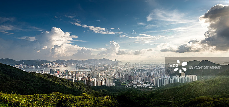 从九龙峰俯瞰中国香港图片素材