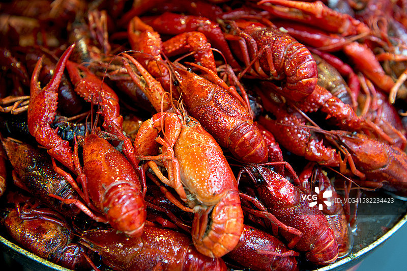北京东华门夜市的麻辣小龙虾图片素材