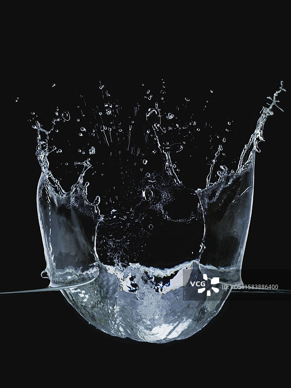 水花四溅图片素材