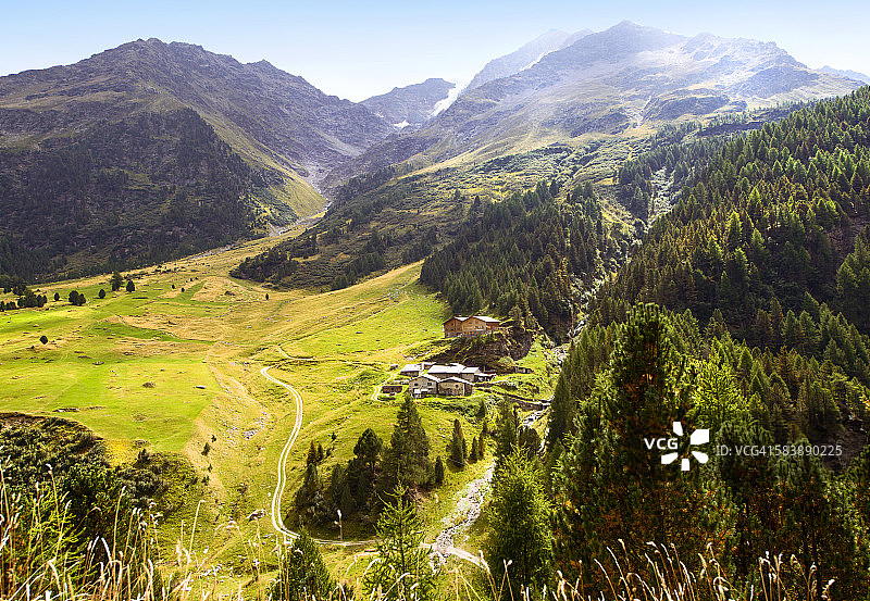 圣卡泰丽娜·瓦尔富尔瓦风光图片素材