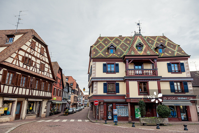 奥贝奈市中心的独特屋顶，阿尔萨斯图片素材