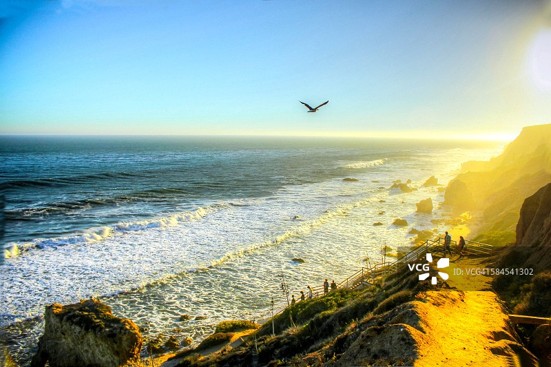 通往海滩的道路图片素材