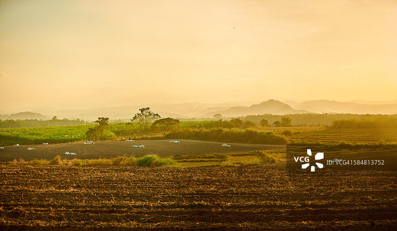 黄昏农场美景图片素材