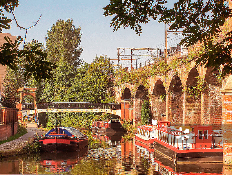 曼彻斯特安科茨的罗奇代尔运河图片素材