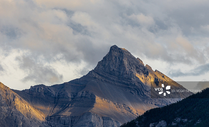 贾斯珀，三姐妹峰之一图片素材
