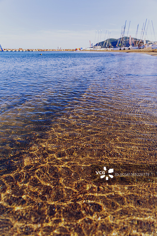 法国芒德留的地中海海滩图片素材