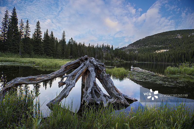 失落湖泊图片素材